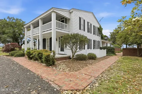 725 Griffin Swamp Road Elizabeth City NC 27909