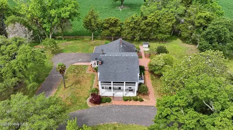 725 Griffin Swamp Road Elizabeth City NC 27909