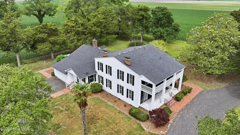 725 Griffin Swamp Road Elizabeth City NC 27909