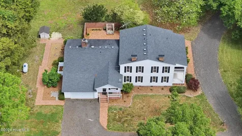 725 Griffin Swamp Road Elizabeth City NC 27909