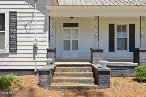 6570 Us Highway 70 E Kinston NC 28501