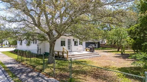 800 Mulberry Street Beaufort NC 28516