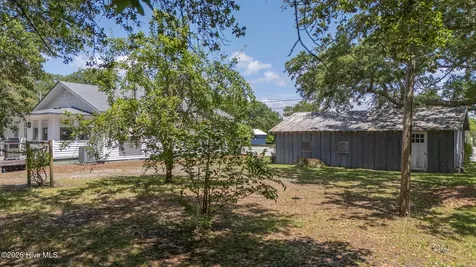 800 Mulberry Street Beaufort NC 28516