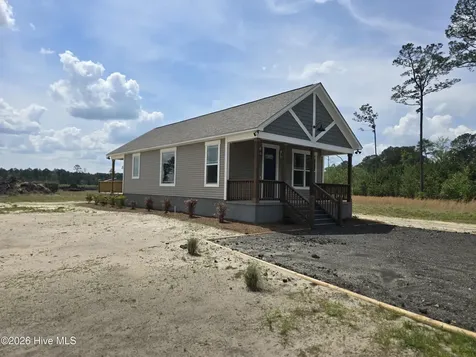 589 Stokestown Road Wallace NC 28466