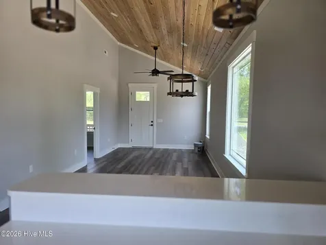 589 Stokestown Road Wallace NC 28466