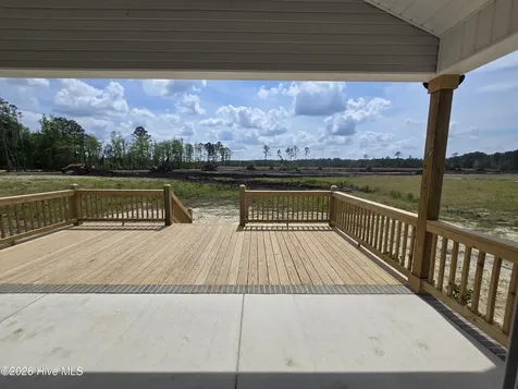 589 Stokestown Road Wallace NC 28466