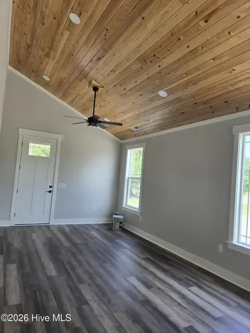 589 Stokestown Road Wallace NC 28466