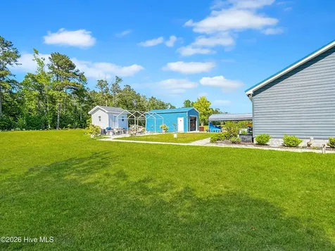 75 Dora Rosas Lane Tabor City NC 28463