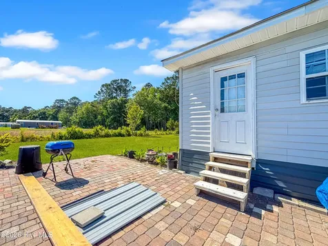 75 Dora Rosas Lane Tabor City NC 28463