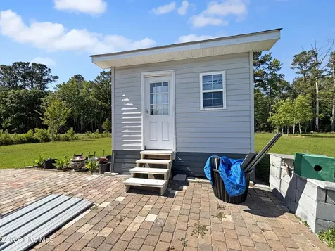 75 Dora Rosas Lane Tabor City NC 28463