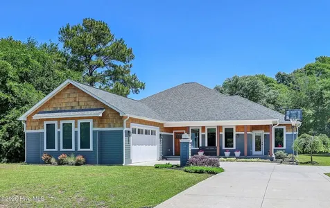 243 Tumbling Brook Lane Holly Ridge NC 28445
