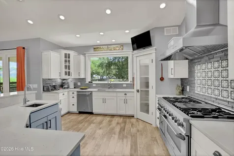 243 Tumbling Brook Lane Holly Ridge NC 28445
