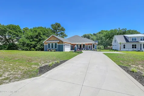 243 Tumbling Brook Lane Holly Ridge NC 28445