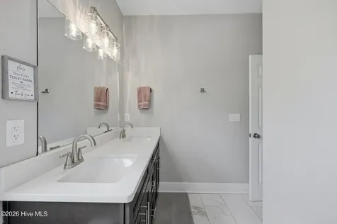 808 Broomfield Trail Elizabeth City NC 27909