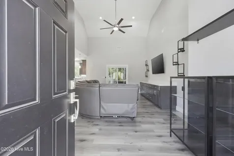 808 Broomfield Trail Elizabeth City NC 27909