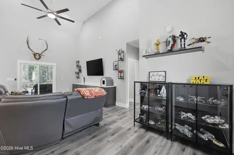 808 Broomfield Trail Elizabeth City NC 27909