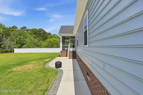 808 Broomfield Trail Elizabeth City NC 27909
