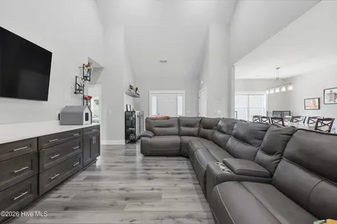 808 Broomfield Trail Elizabeth City NC 27909