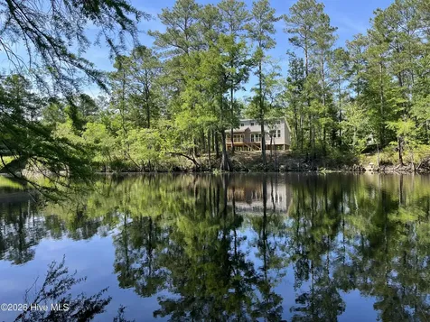 12374 Shaw Highway Burgaw NC 28425