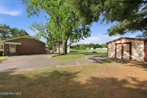 132 Jesse T Bryan Road Kinston NC 28504