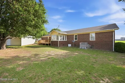 132 Jesse T Bryan Road Kinston NC 28504