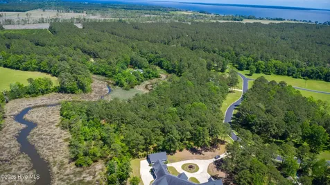 272 Southern Plantation Drive S Oriental NC 28571