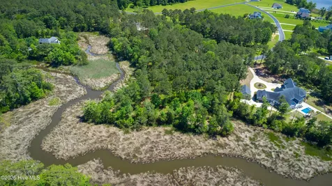 272 Southern Plantation Drive S Oriental NC 28571