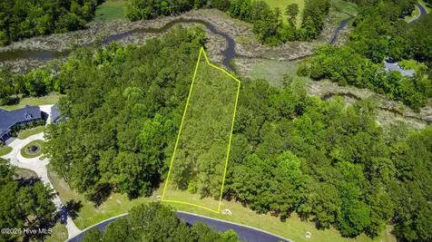272 Southern Plantation Drive S Oriental NC 28571