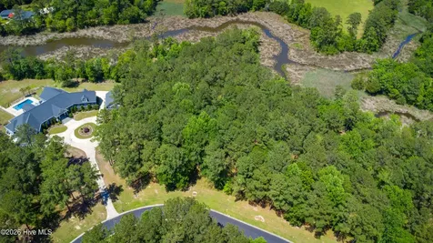 272 Southern Plantation Drive S Oriental NC 28571