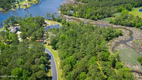 272 Southern Plantation Drive S Oriental NC 28571