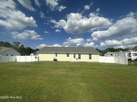 110 Killis Boulevard Richlands NC 28574