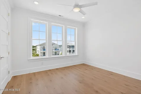 350 E 4th Street Ocean Isle Beach NC 28469