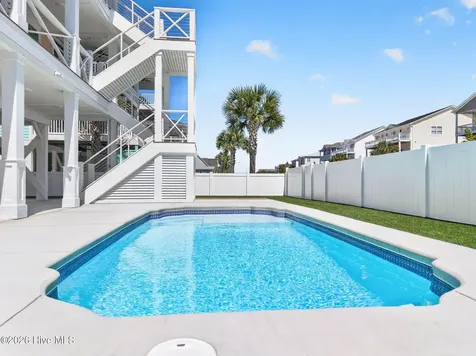 350 E 4th Street Ocean Isle Beach NC 28469