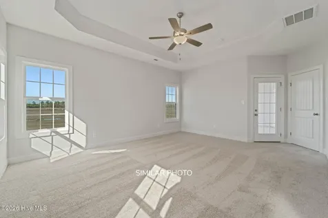 494 Appalachian Trail N Jacksonville NC 28546
