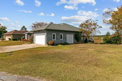 867 Castleberry Court Vass NC 28394