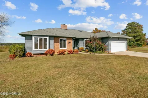 867 Castleberry Court Vass NC 28394
