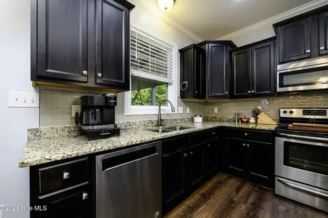 206 Marissa Court Jacksonville NC 28540