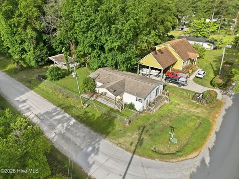 175 Pine Cone Lane Blounts Creek NC 27814
