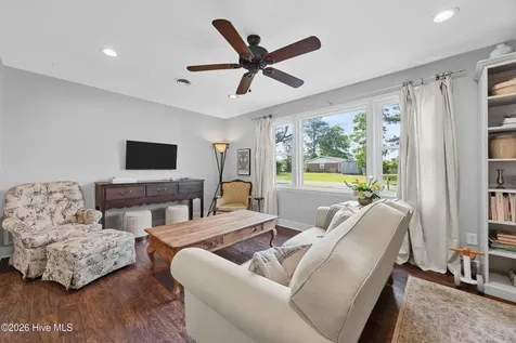 103 Vandergrift Drive Jacksonville NC 28540