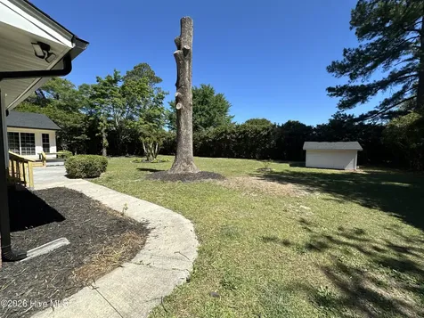 1304 Dogwood Lane Laurinburg NC 28352