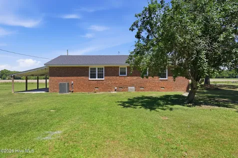 1165 Old Snow Hill Road Grifton NC 28530