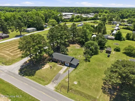 1165 Old Snow Hill Road Grifton NC 28530