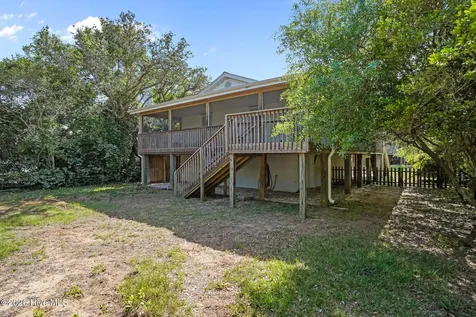 212 SE 78th Street Oak Island NC 28465