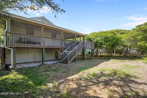 212 SE 78th Street Oak Island NC 28465