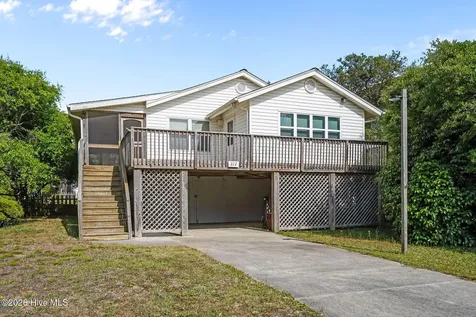 212 SE 78th Street Oak Island NC 28465