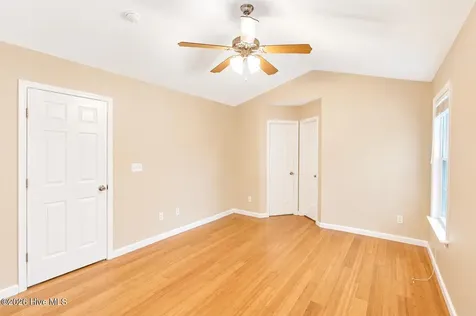216 Burning Tree Lane Jacksonville NC 28546