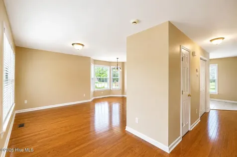 216 Burning Tree Lane Jacksonville NC 28546