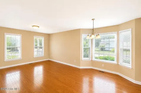 216 Burning Tree Lane Jacksonville NC 28546