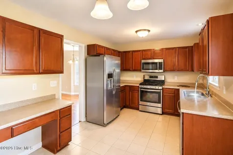 216 Burning Tree Lane Jacksonville NC 28546