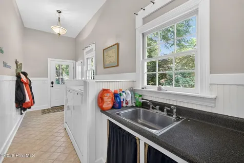 6263 Turtle Hall Drive Wilmington NC 28409